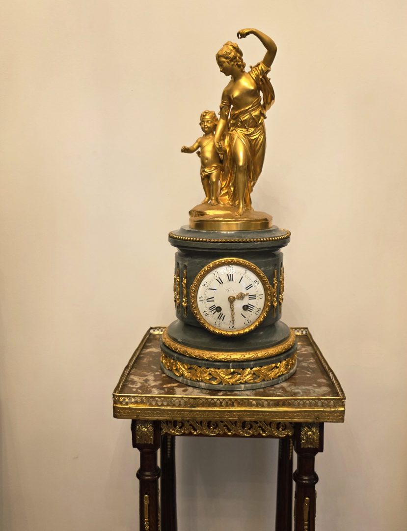 Art. History. Experience. – Eleganța Camerei de Black Jack în București interbelic 10 Art. History. Experience. – Eleganța Camerei de Black Jack în București interbelic